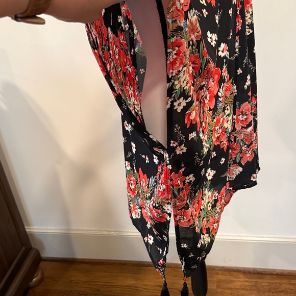 Maurices Multi Colored Floral Black Kimono with Tassels OS - Picture 6 of 11
